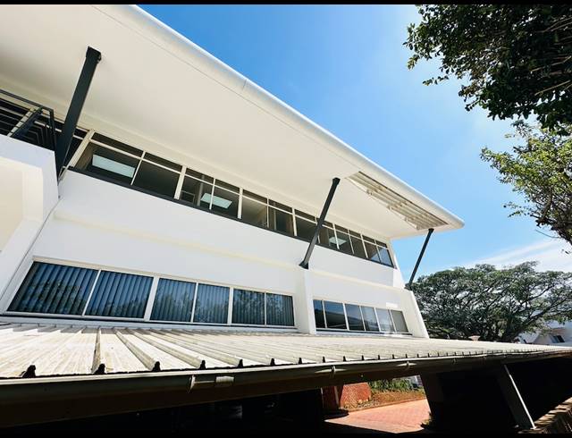 306M² OFFICE TO LET IN UMHLANGA RIDGE